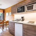 2 - L'edelweiss Apartment *